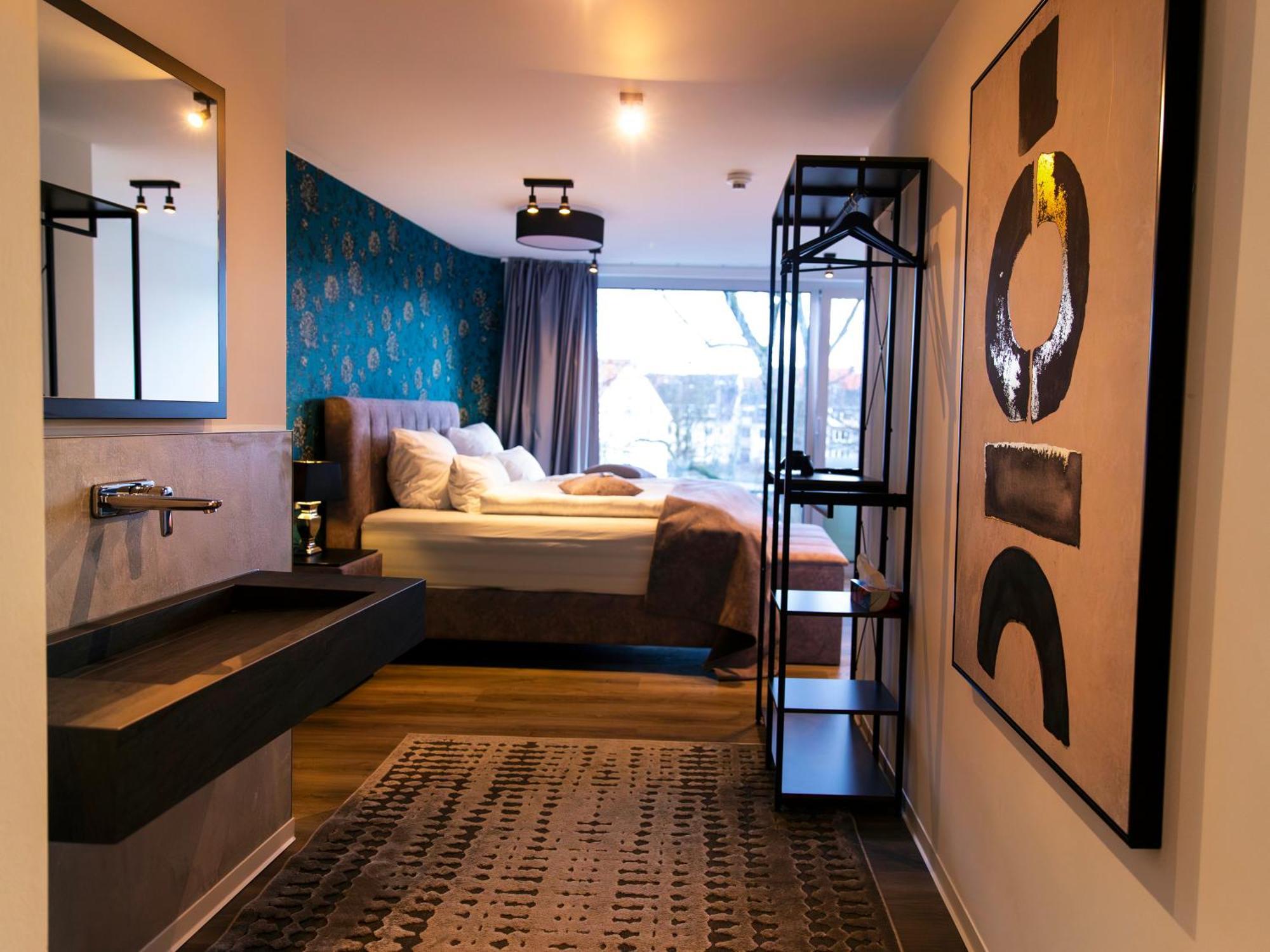 Hotel Kump365 Падерборн Екстериор снимка