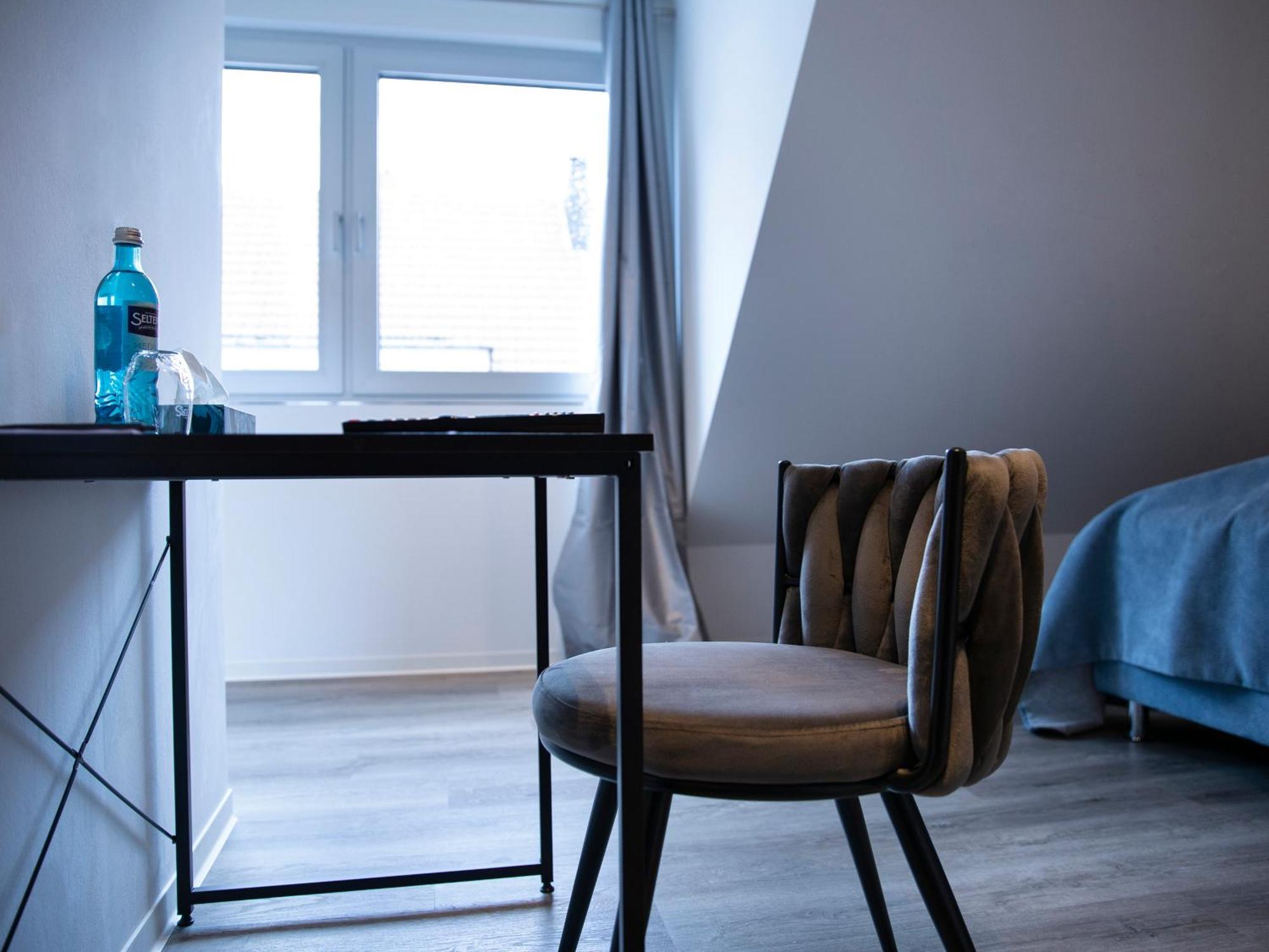 Hotel Kump365 Падерборн Екстериор снимка
