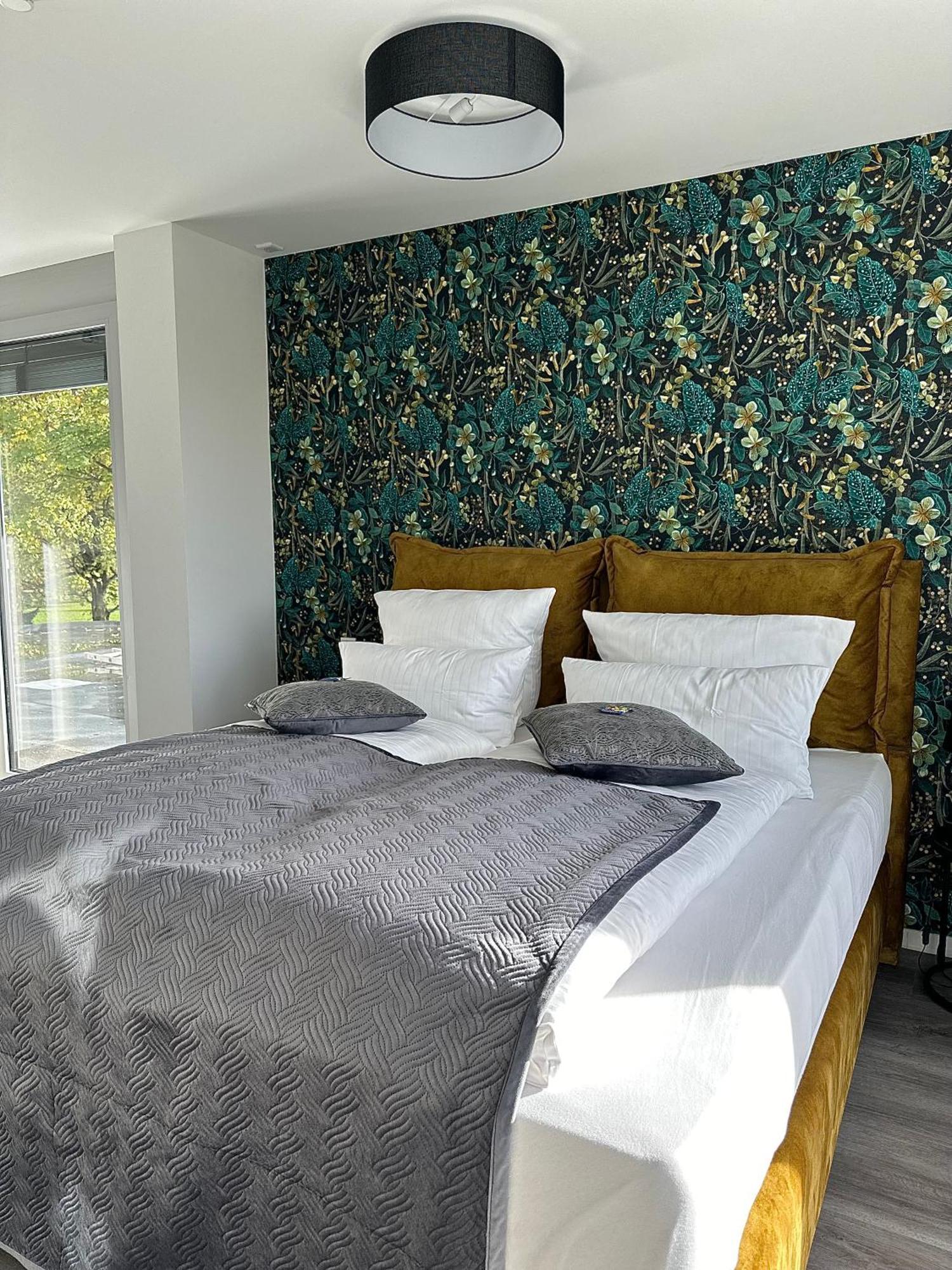 Hotel Kump365 Падерборн Екстериор снимка